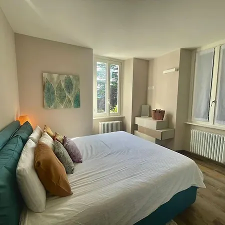 Montefiori, Rustic Glow