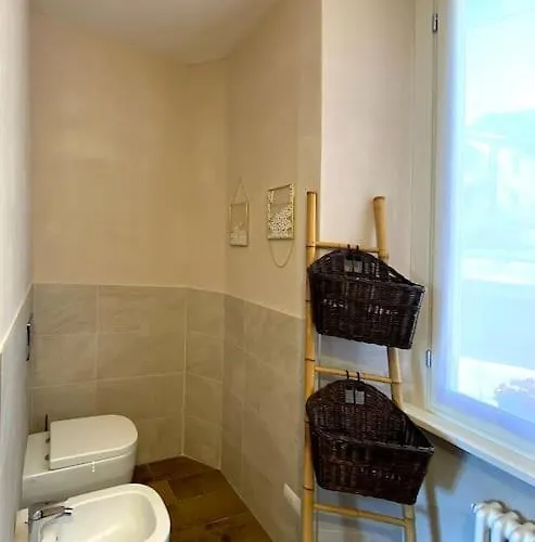 Montefiori, Rustic Glow