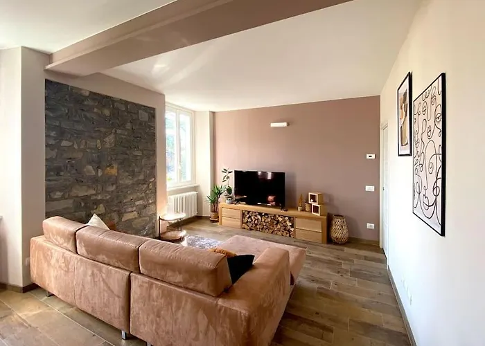 Appartement Montefiori, Rustic Glow *