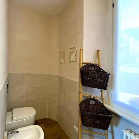 Montefiori, Rustic Glow