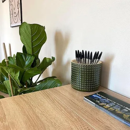 Montefiori, Rustic Glow 아파트