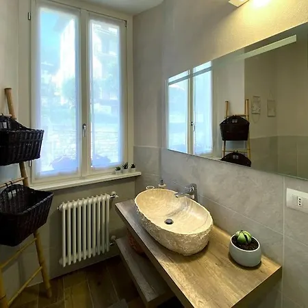 Apartamento Montefiori, Rustic Glow *